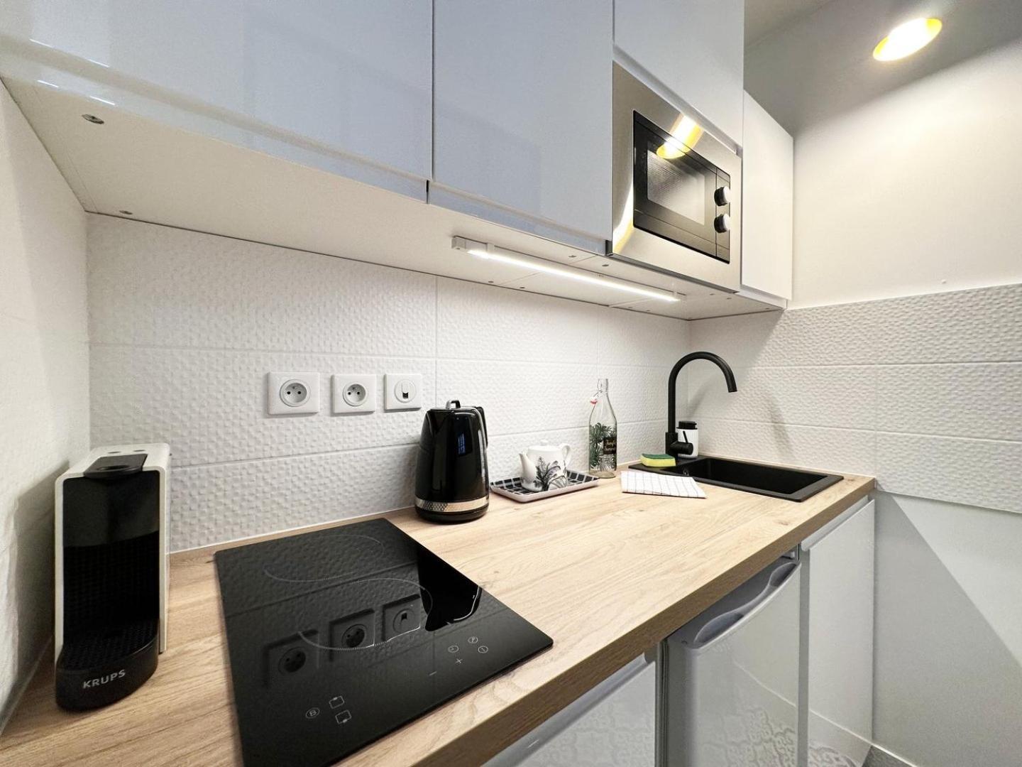 C Le 15 - Studio Cosy Avec Parking Chartres Zewnętrze zdjęcie